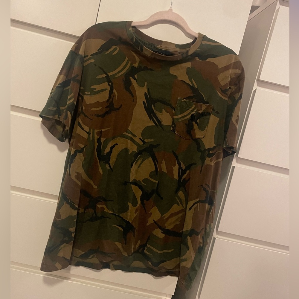 Men’s tshirt
